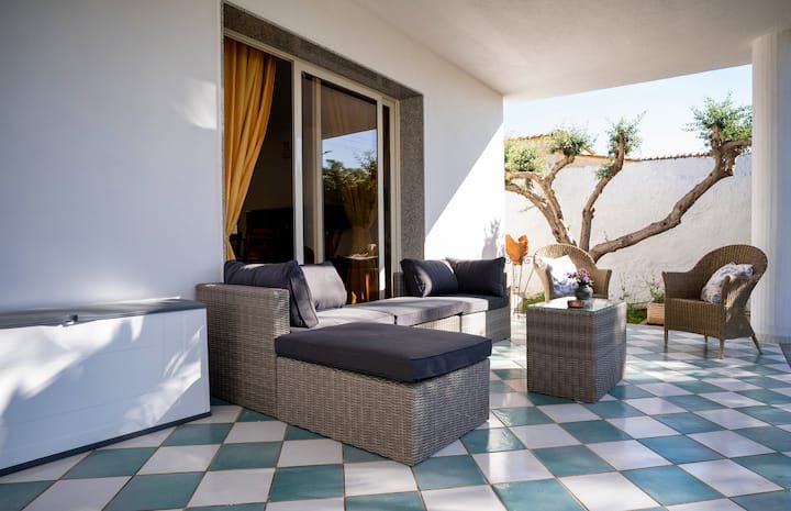 6fa9c804-09fc-4d8c-8be3-aa6d6a58abf9